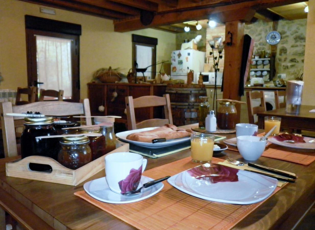 Casa Rural Calle Real Bed & Breakfast Torremocha de Ayllón Exterior foto