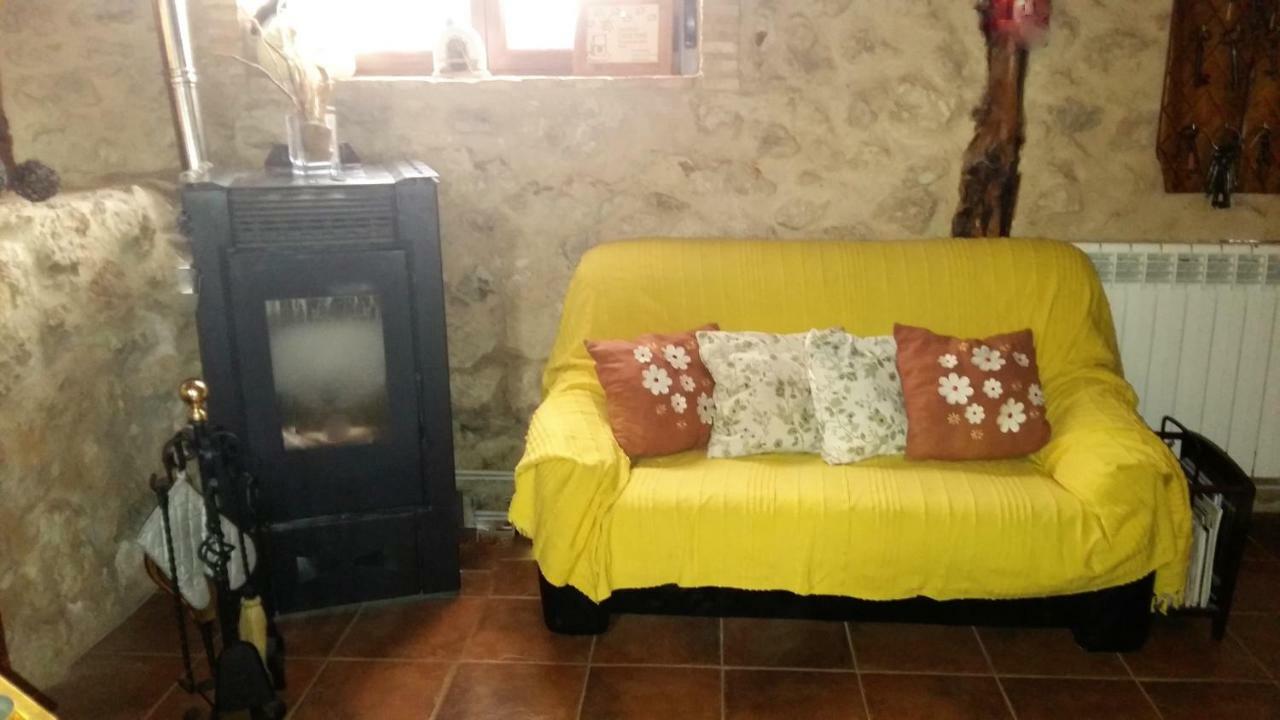 Casa Rural Calle Real Bed & Breakfast Torremocha de Ayllón Exterior foto